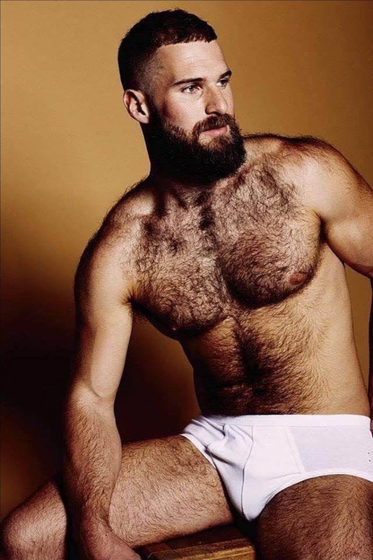 Итальянская мужчины волосатые