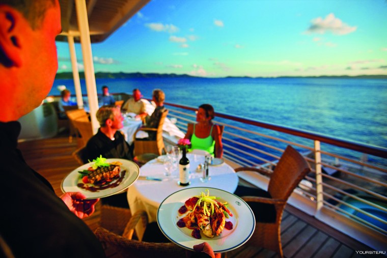 Тур по реке