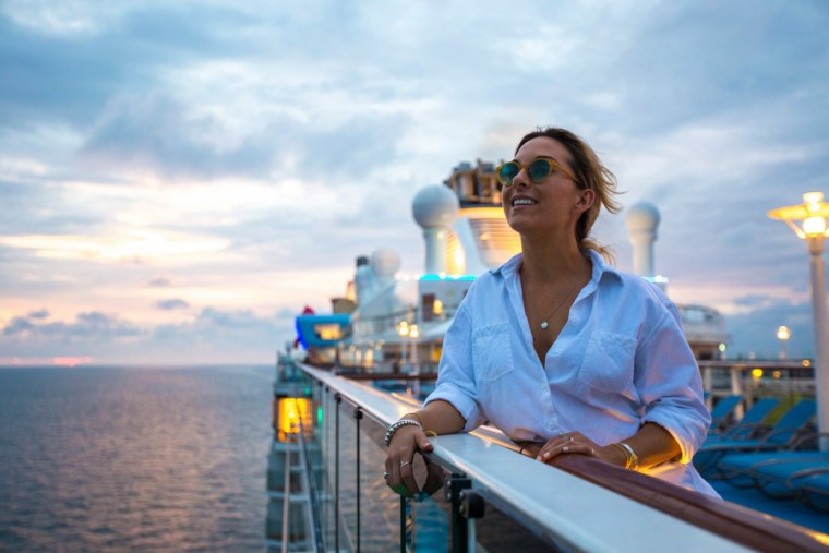 Волжское речное пароходство плакат