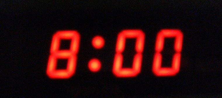Часы 8 00