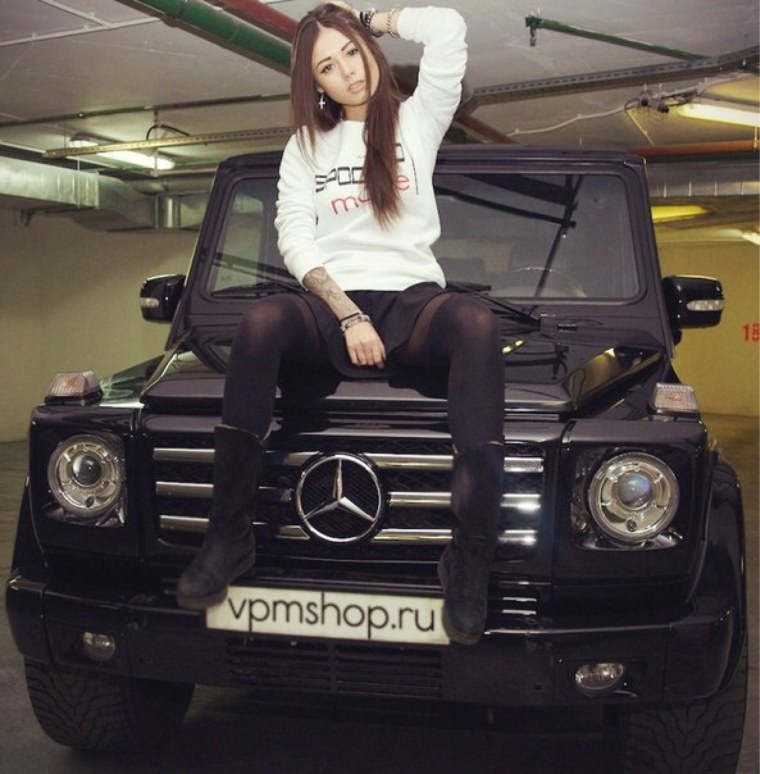 Мерседес g63 АМГ И девушки