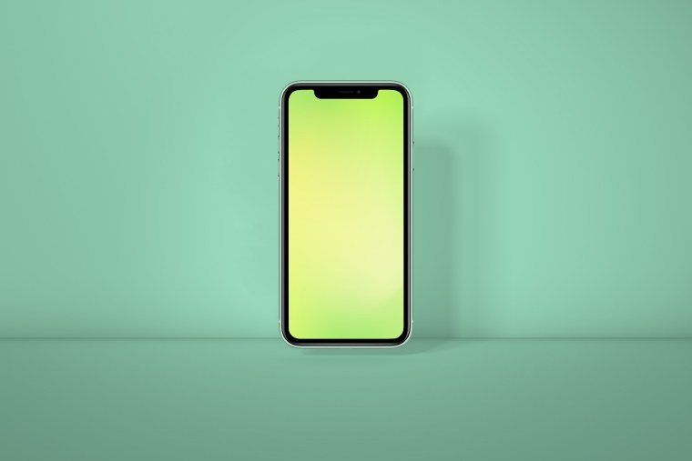 Айфон с зеленым экраном