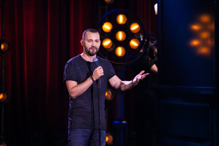 Руслан белый камеди