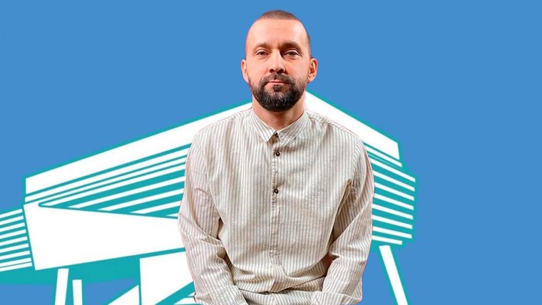 Рома белый стендап