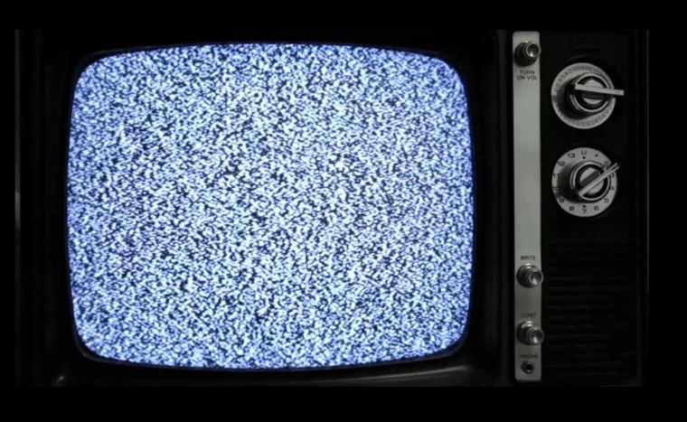 Телевизор с помехами