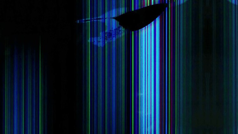 Разбитый экран телевизора