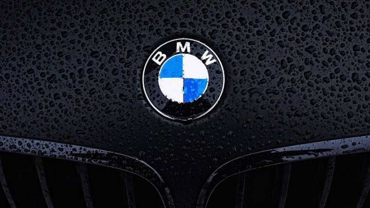 BMW logo 4k