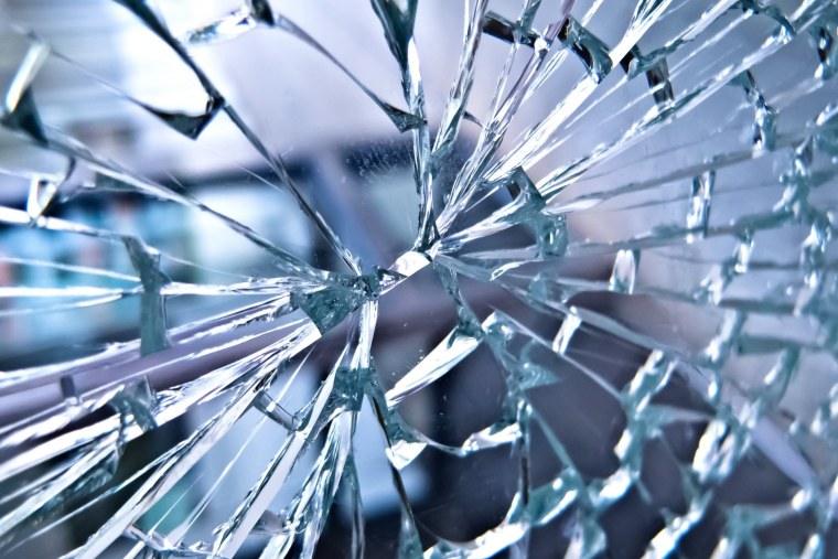 Разбитый монитор