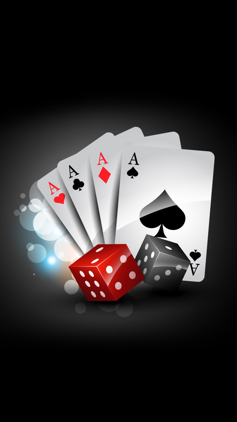 Тузы на черном фоне