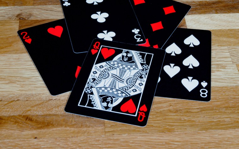 Игральные кости и карты