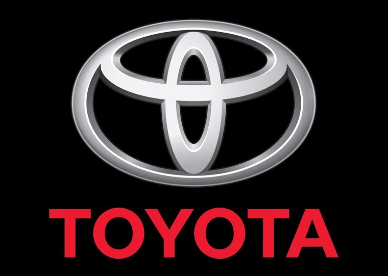 Знак Toyota Yaris 75311