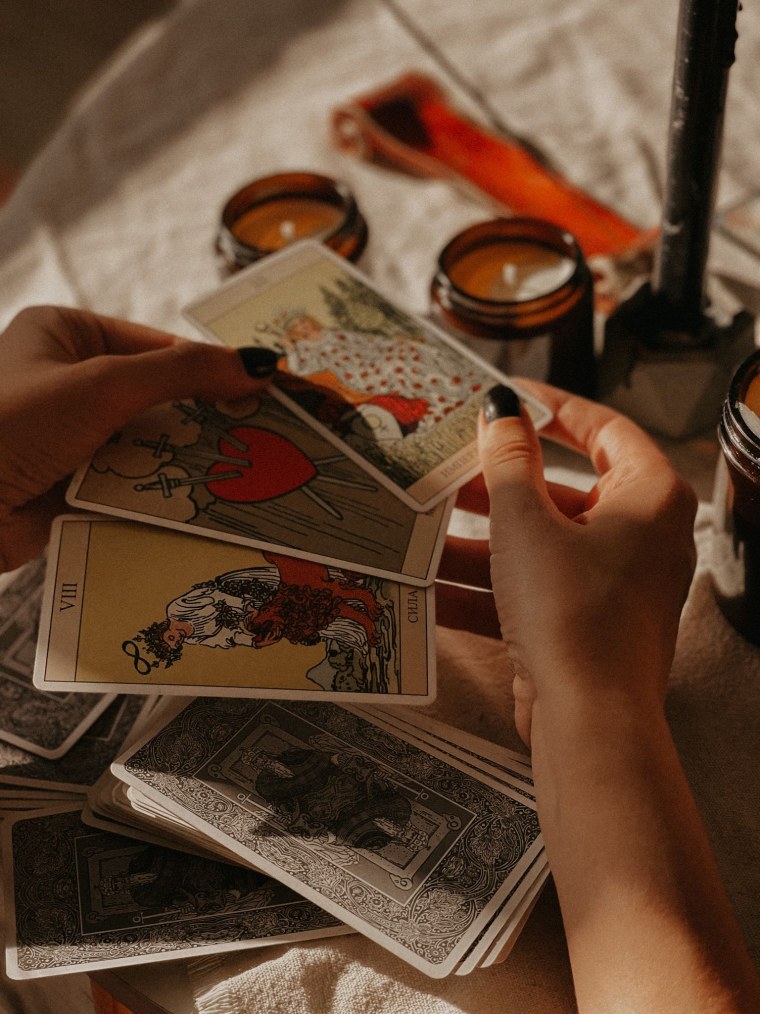 Таролог Киров