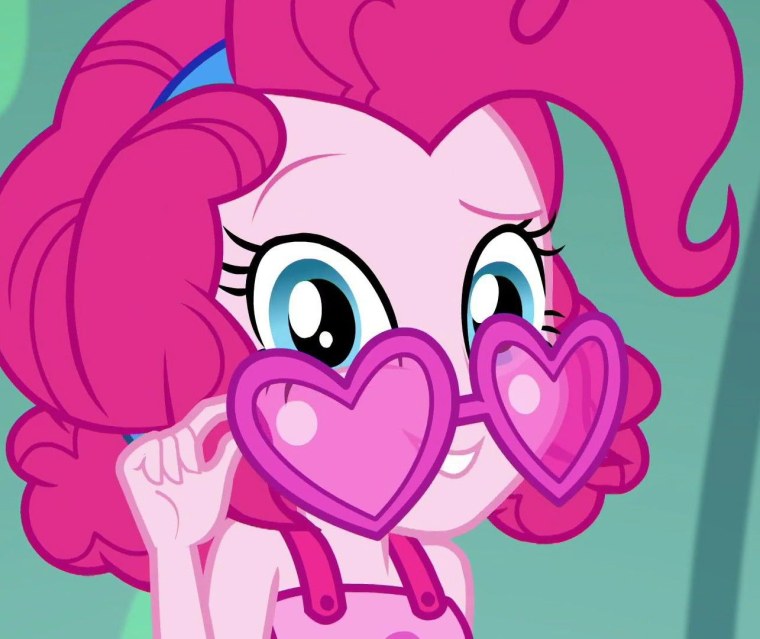 Кадры МЛП Пинки Пай