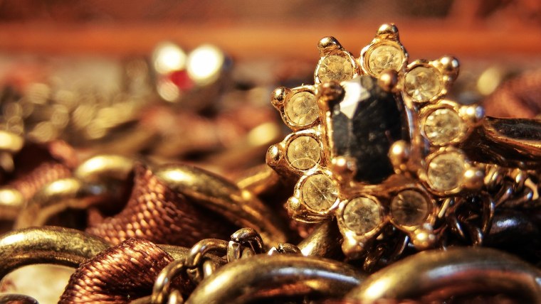 Предметная фотосъемка украшений