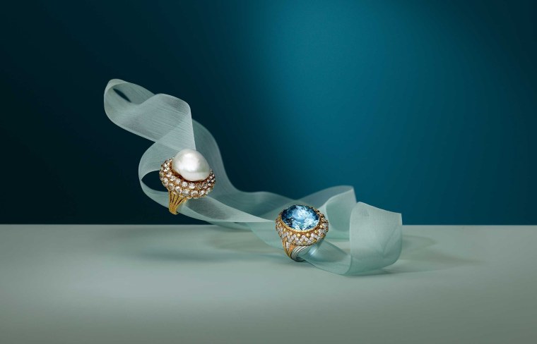 Золотые украшения