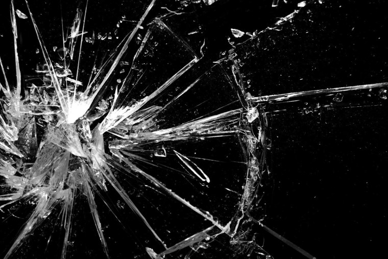 Эффект разбитого стекла