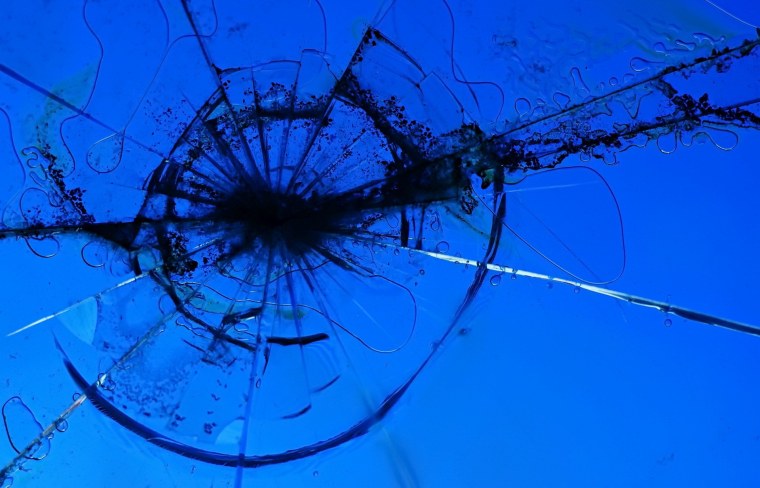 Треснутый экран обои