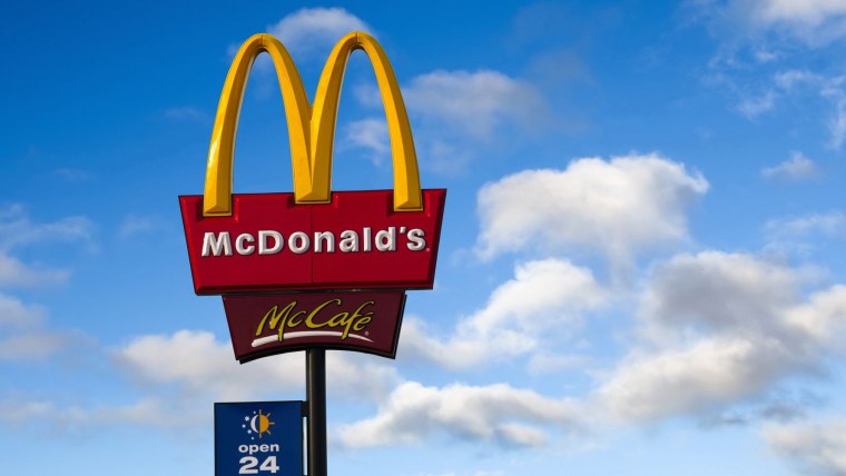 Напитки в форме конуса макдональдс