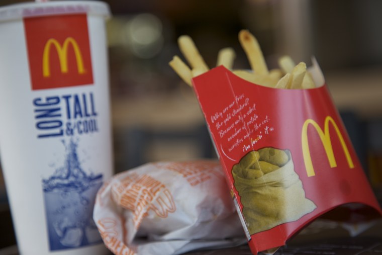 Макдональдс лого 2021