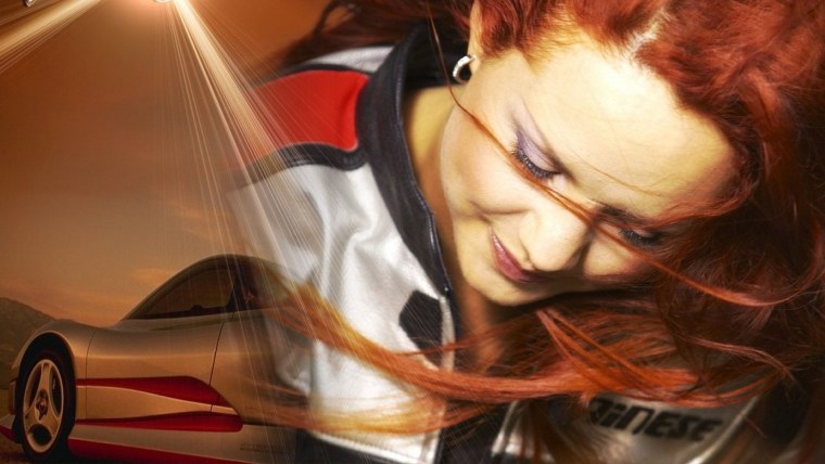 Певица Максим скандал