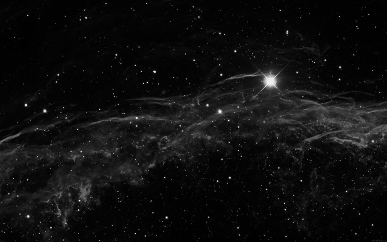 Звёздное небо чёрно белое