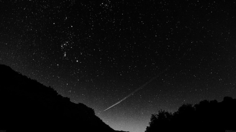 Темное звездное небо