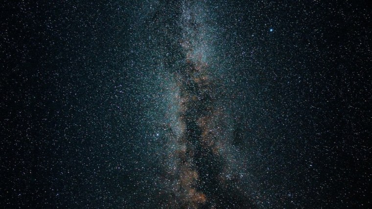 Темное звездное небо