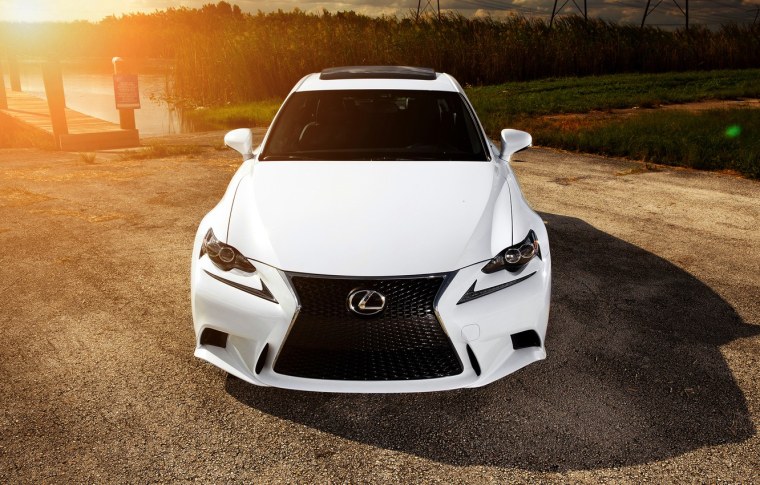 Lexus is 250 f Sport