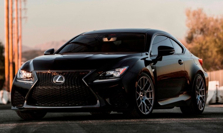 Лексус лс440л