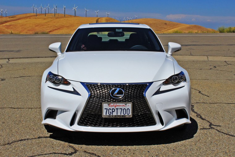 Lexus is 350 f Sport 2015