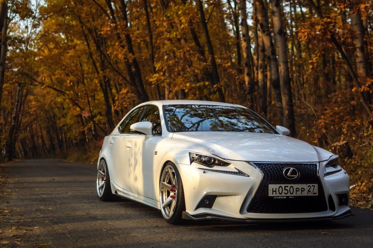 Лексус ИС 250