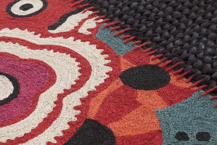 Ковер на стене