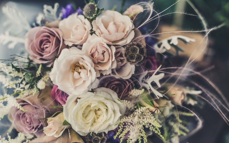 Стильный букет цветов