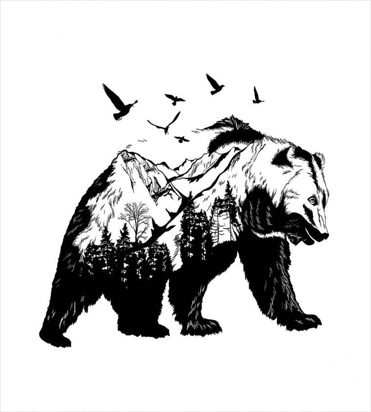 Медведь на фоне леса