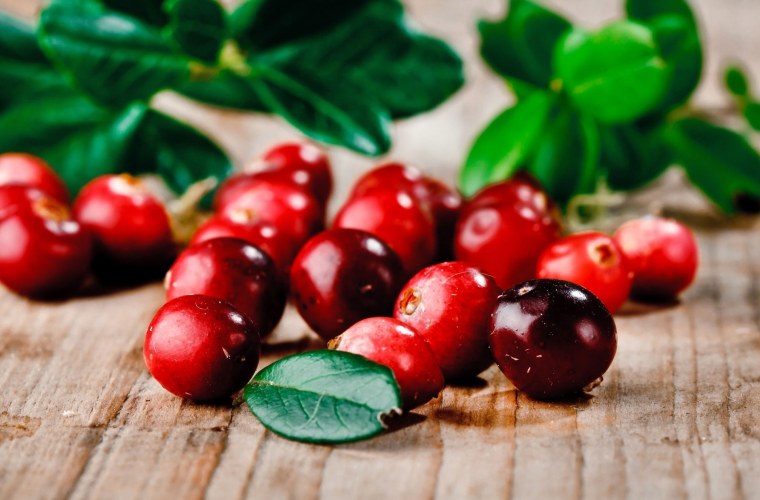 Брусника на столе