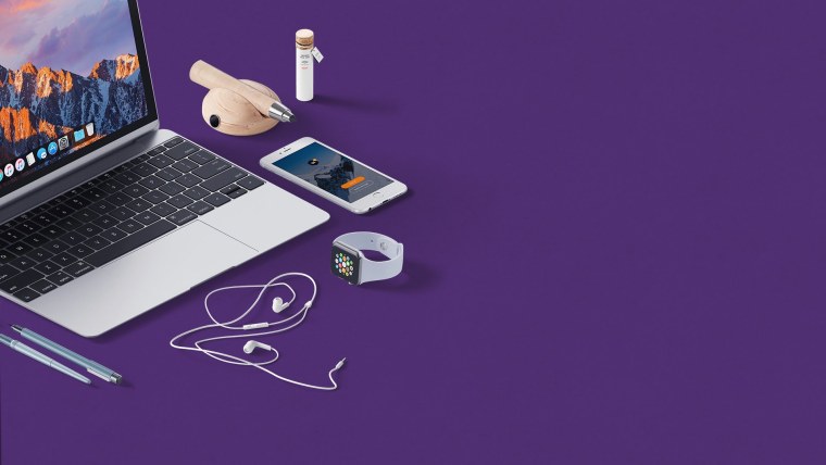 Розовый компьютер