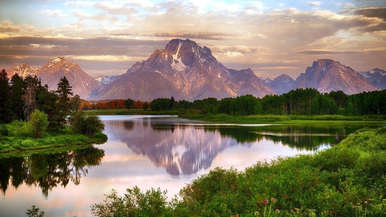 Озеро в горах