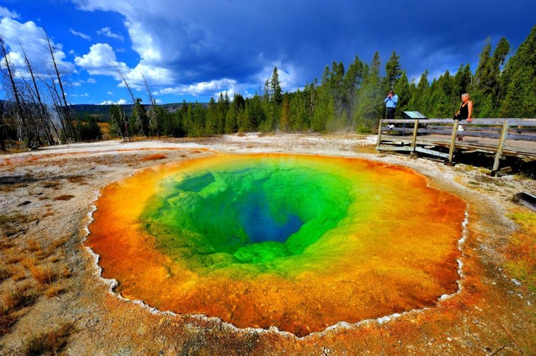 Озеро утренней славы. Йеллоустонский национальный парк, США.