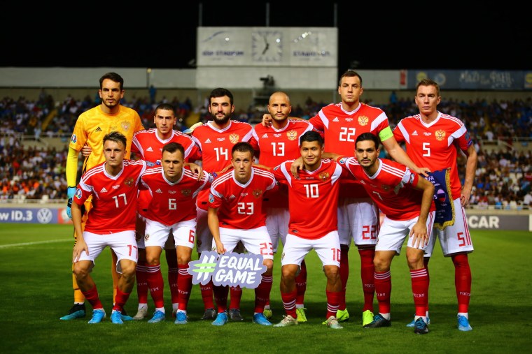 Футбол сборная России 2016