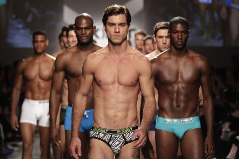 Мужчины модели Нижнего белья