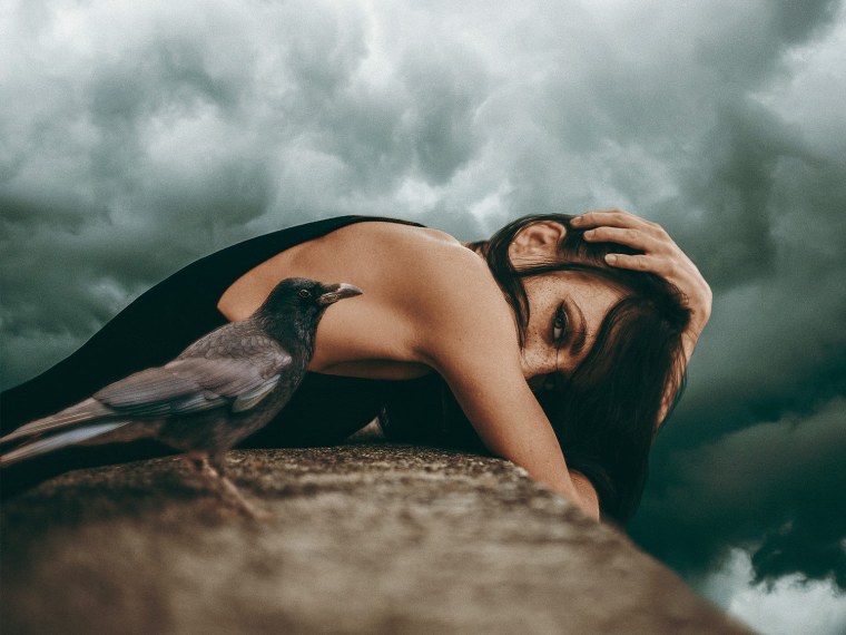 Девушка птица