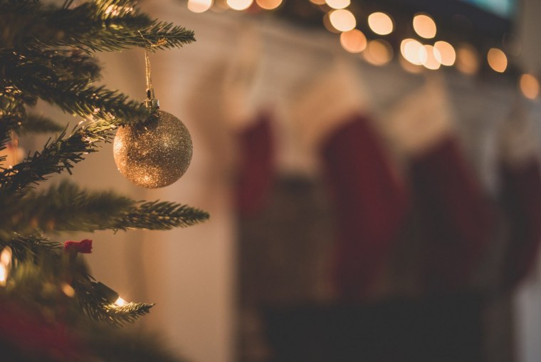 Огоньки гирлянды