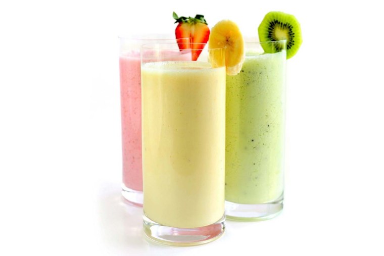 Молочный коктейль клубничный