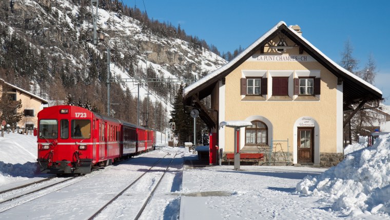 Паровоз зима Швейцария