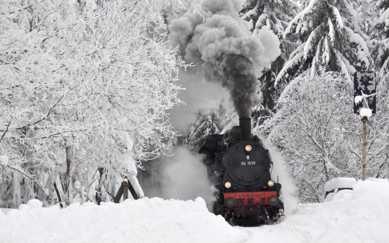 Паровоз зимой