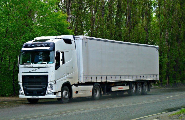 Volvo FH 460 С полуприцепом