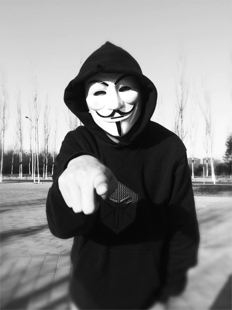 Анонимус человек в маске Гая Фокса