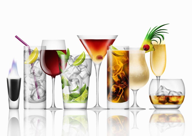 Коктейль на белом фоне