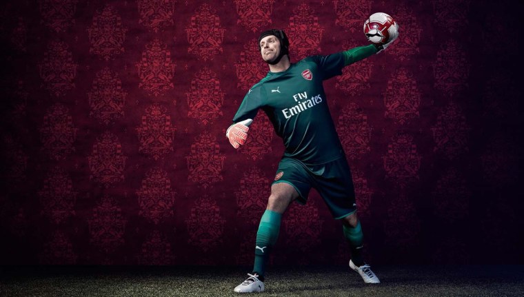 Форма Арсенала 2017-2018