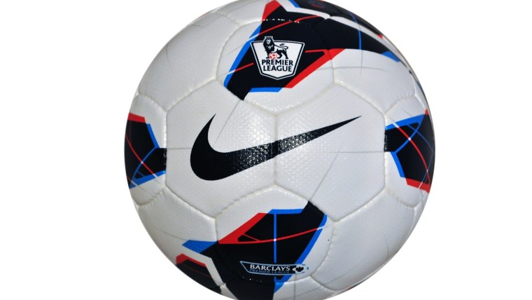 Мяч найк белый фон